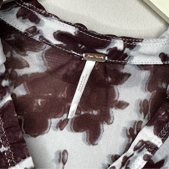 Free People Lucky Shirtee Blue Brown Floral xs - Picture 4 of 5